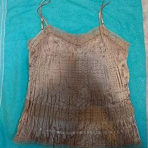 NWOT SO PRETTY LACY STRETCH CAMI